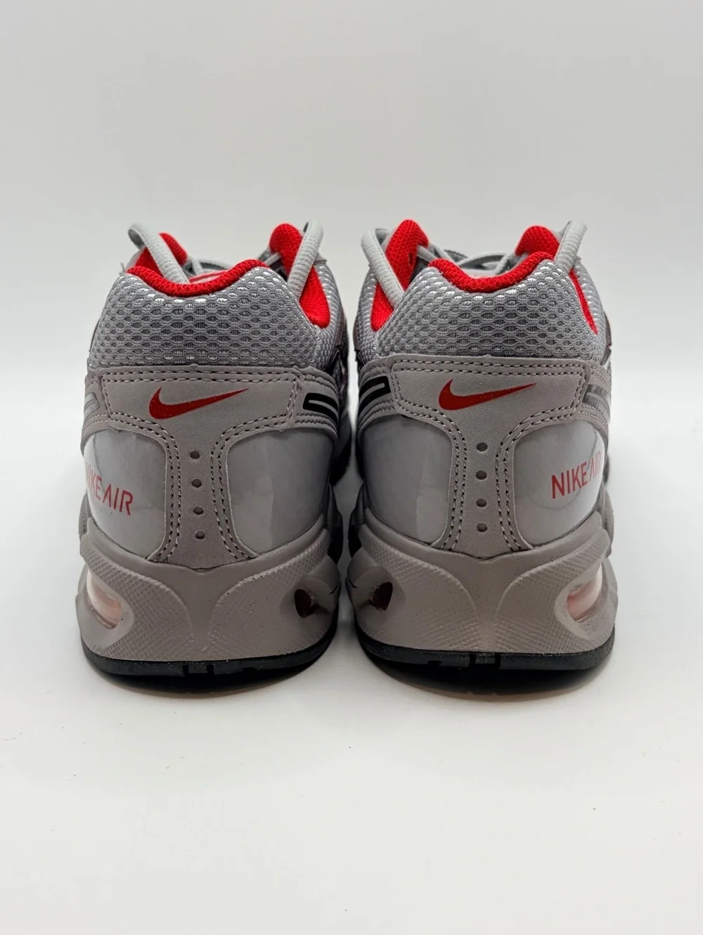 Nike Air Max Torch 4 Running Shoes Size 8 Atmosphere Grey/University Red